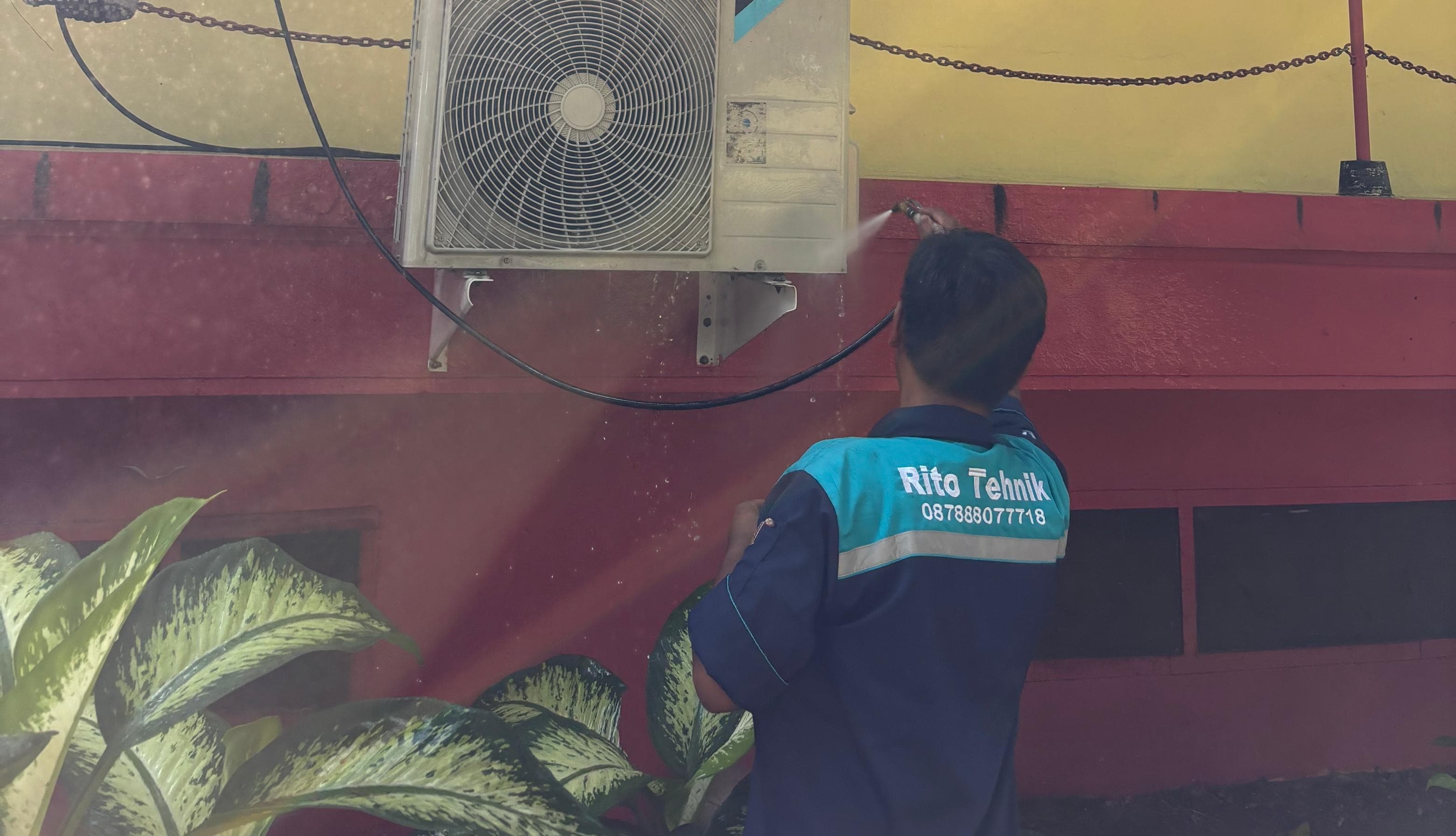Layanan Cuci Ac 1,5 - 2 PK