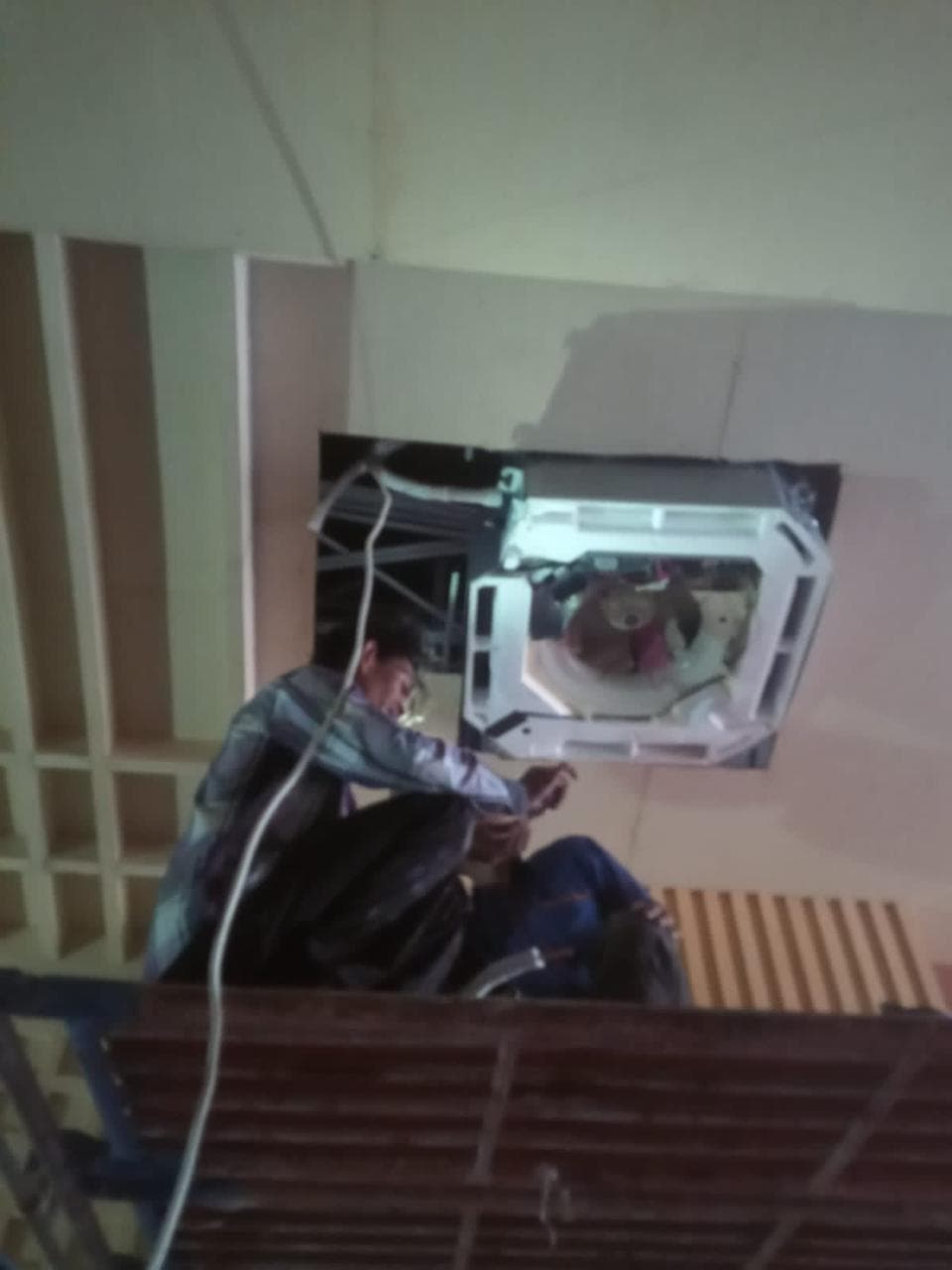Pemasangan Ac casette